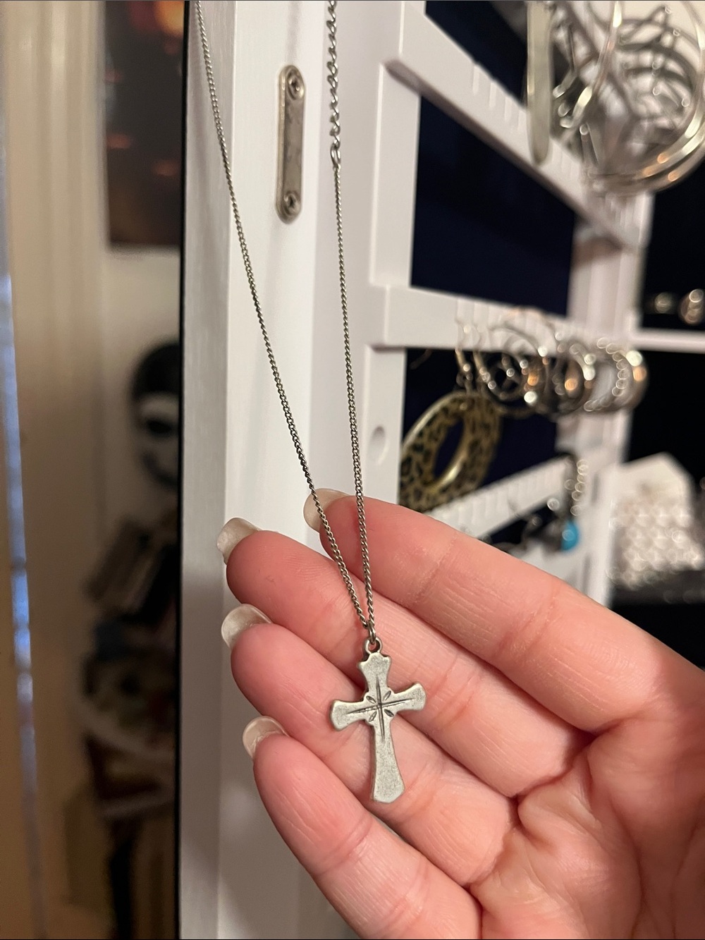 Brandy Melville Silver Cross Pendant Necklace